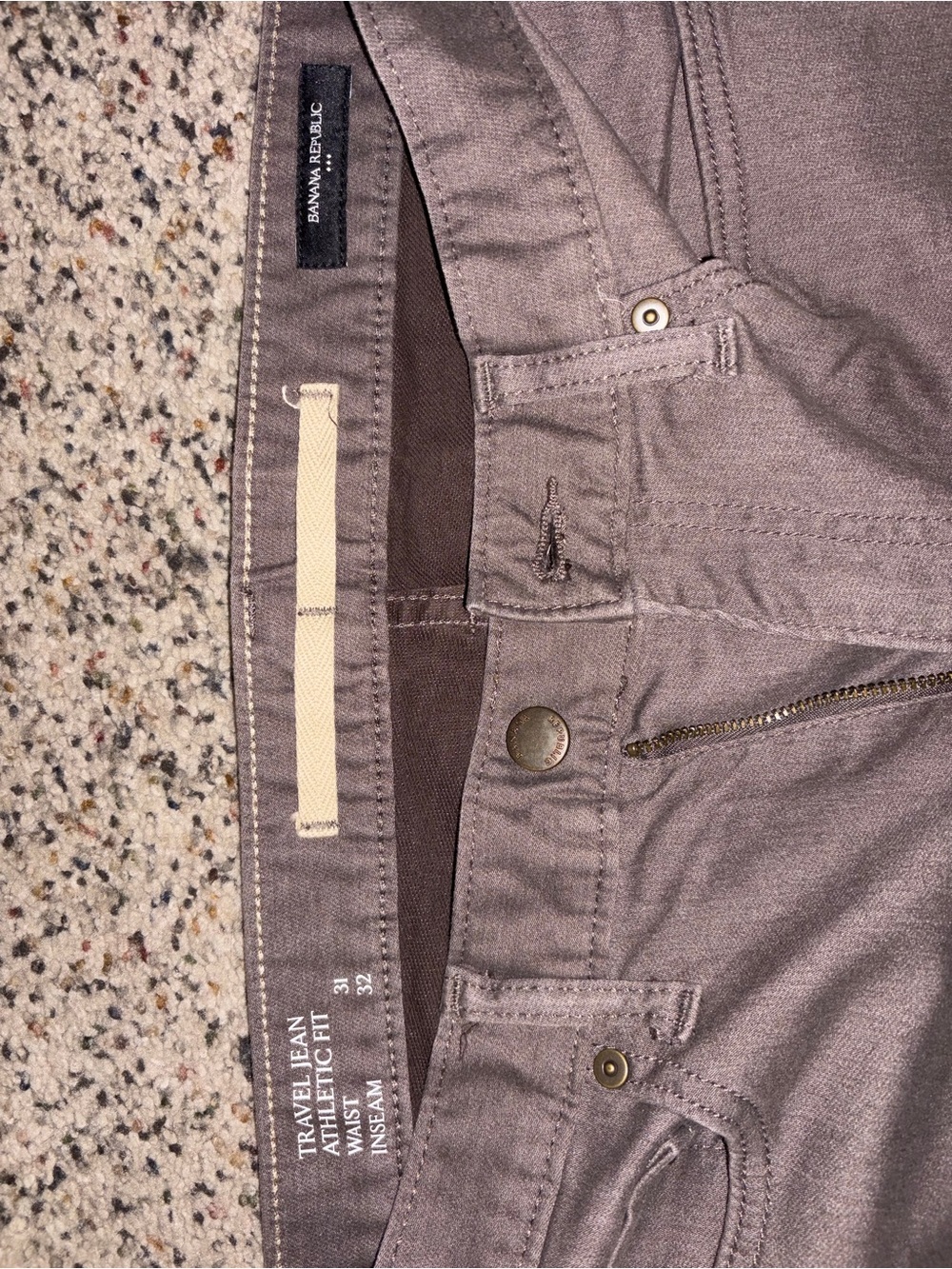 Banana Republic Men's Chinos in Taupe Gray 31x32